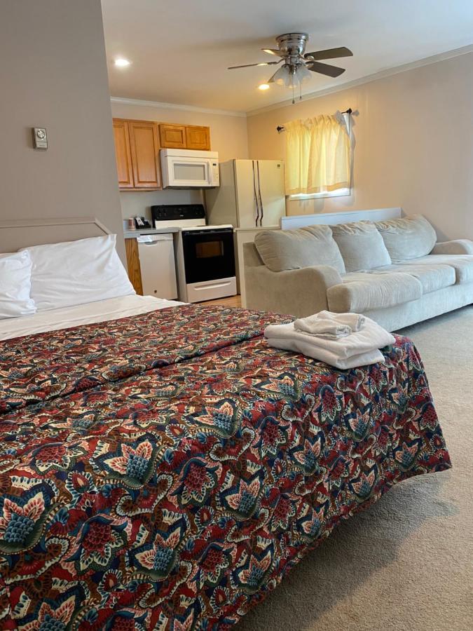 Barberry Court Motel &Cabins Lake George Zimmer foto