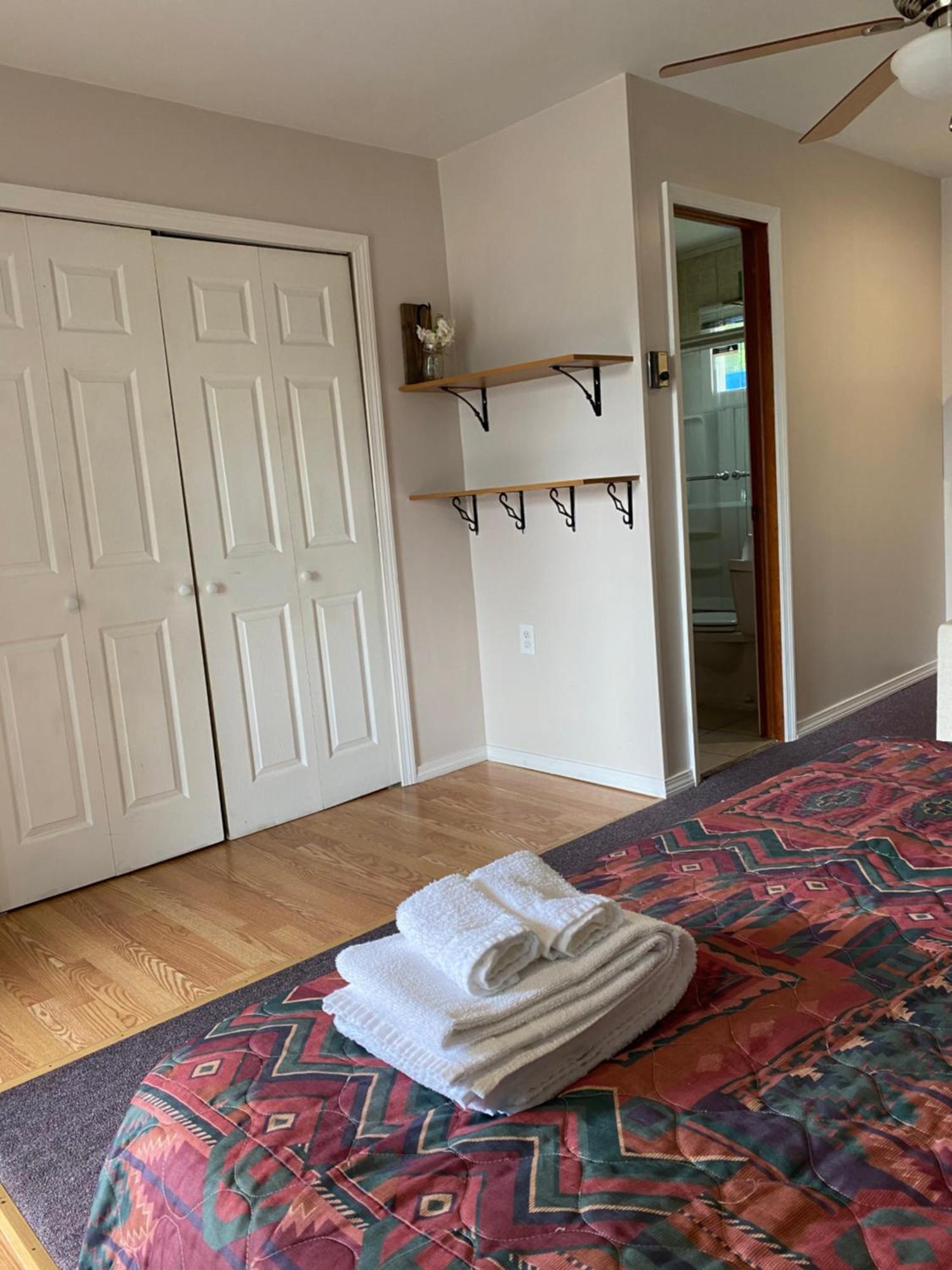 Barberry Court Motel &Cabins Lake George Zimmer foto