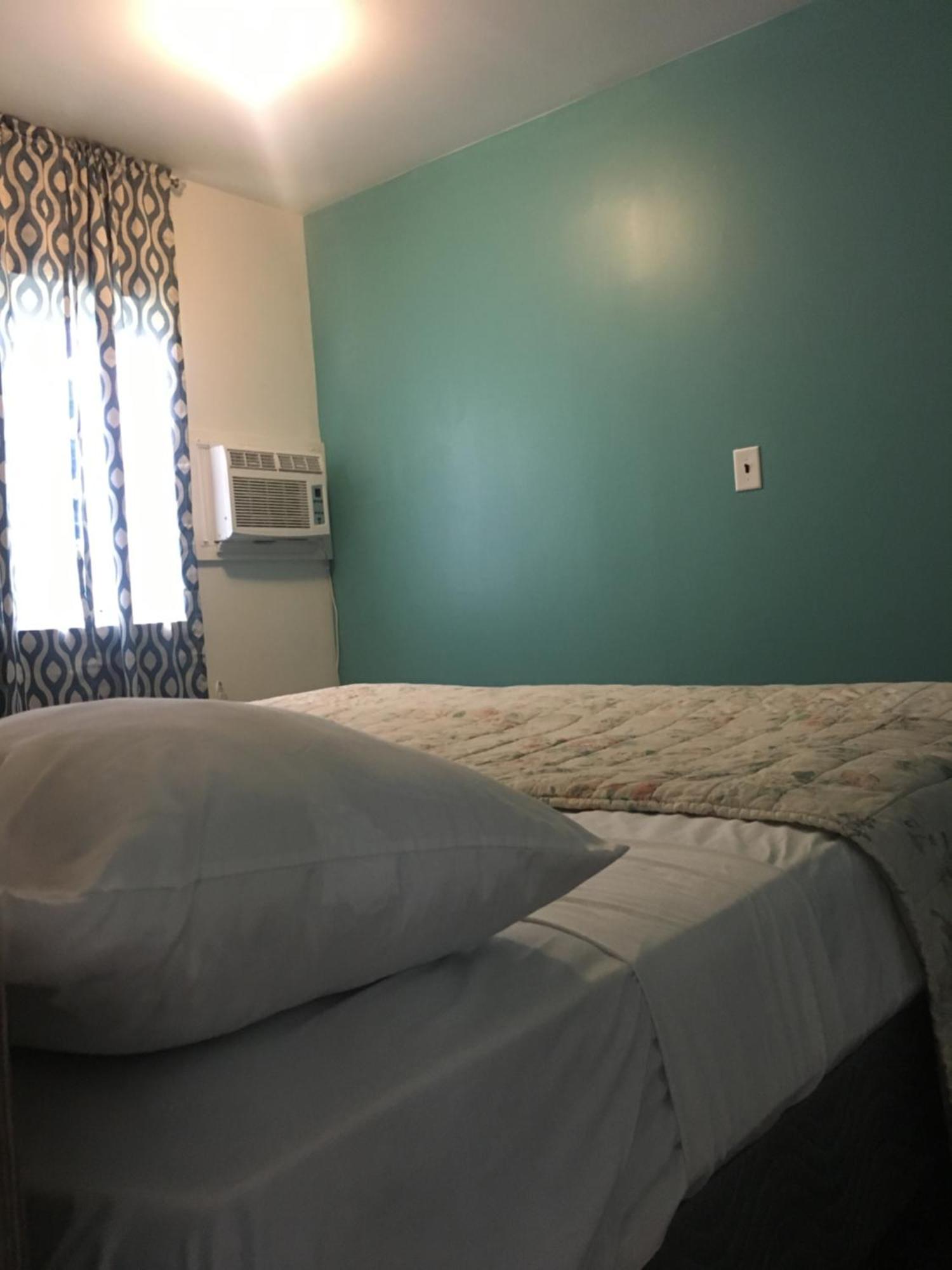 Barberry Court Motel &Cabins Lake George Zimmer foto