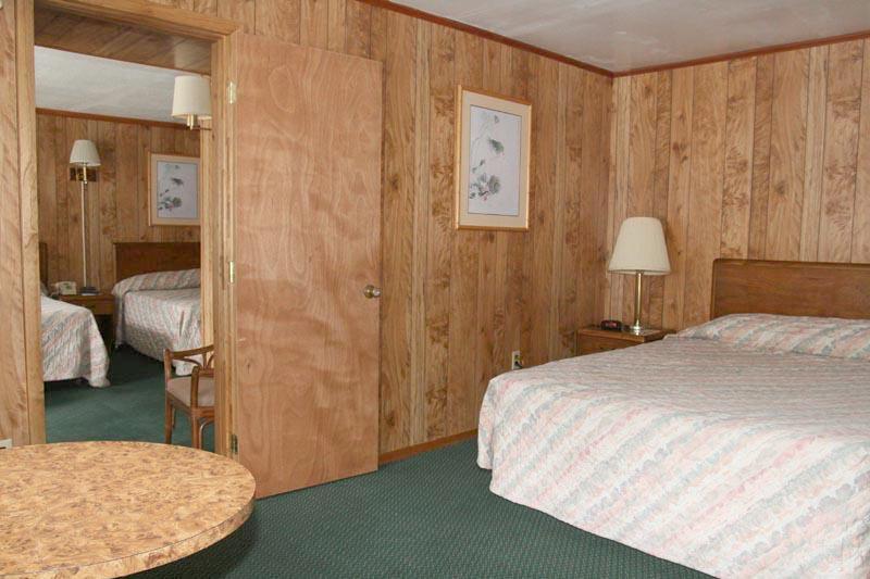 Barberry Court Motel &Cabins Lake George Exterior foto